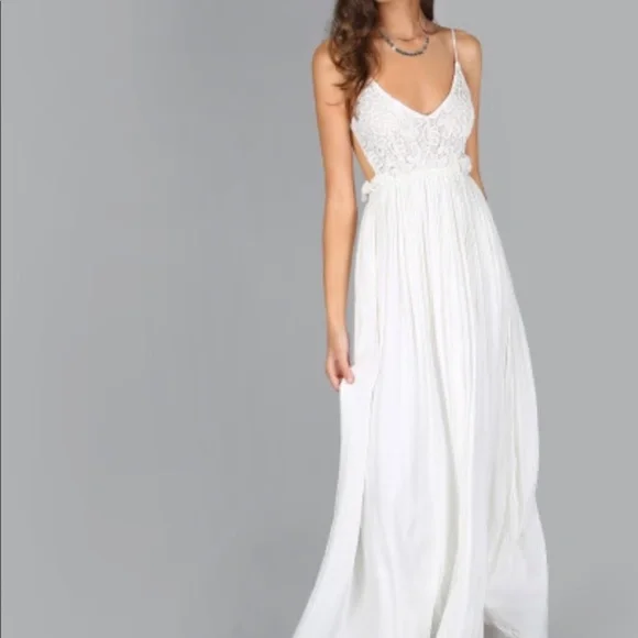 chinese dress ladies Mapleton Maxi Dress - Sage Green Lace